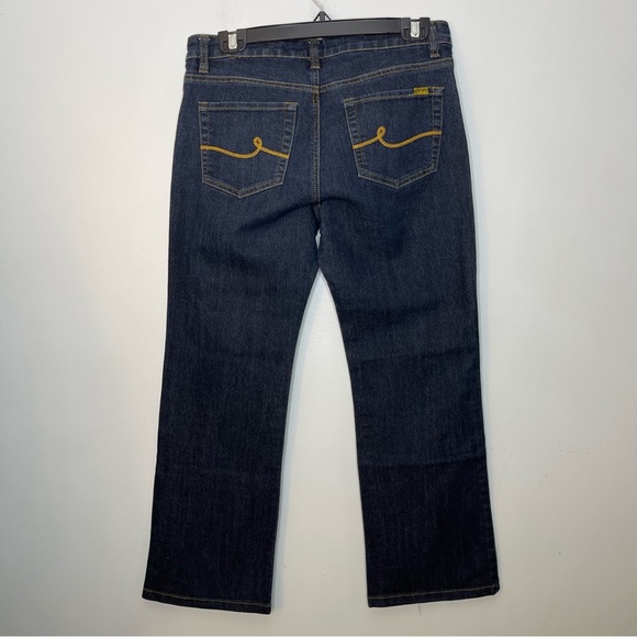 BILL BLASS Medium to Dark Wash Denim Blue Jeans Size 8 Petite - Picture 4 of 4